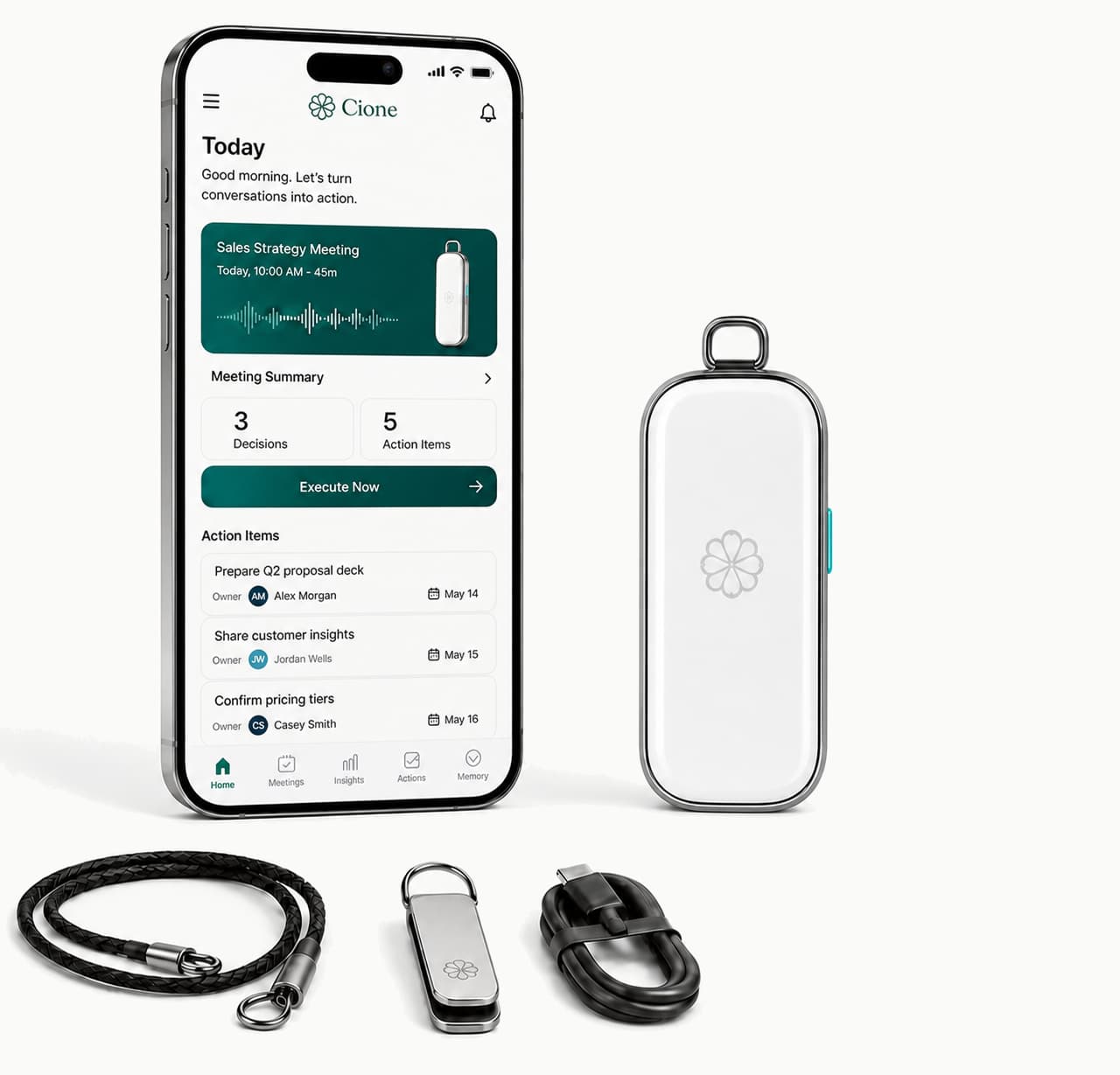 Cione Clip 与手机 App、编织挂绳、金属钥匙扣、USB-C 充电线